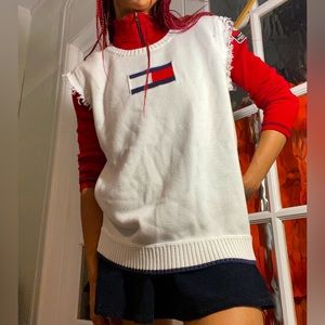 Vintage Tommy sweater vest with cut off sleeves box logo